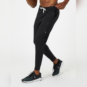Vuori Black Joggers
